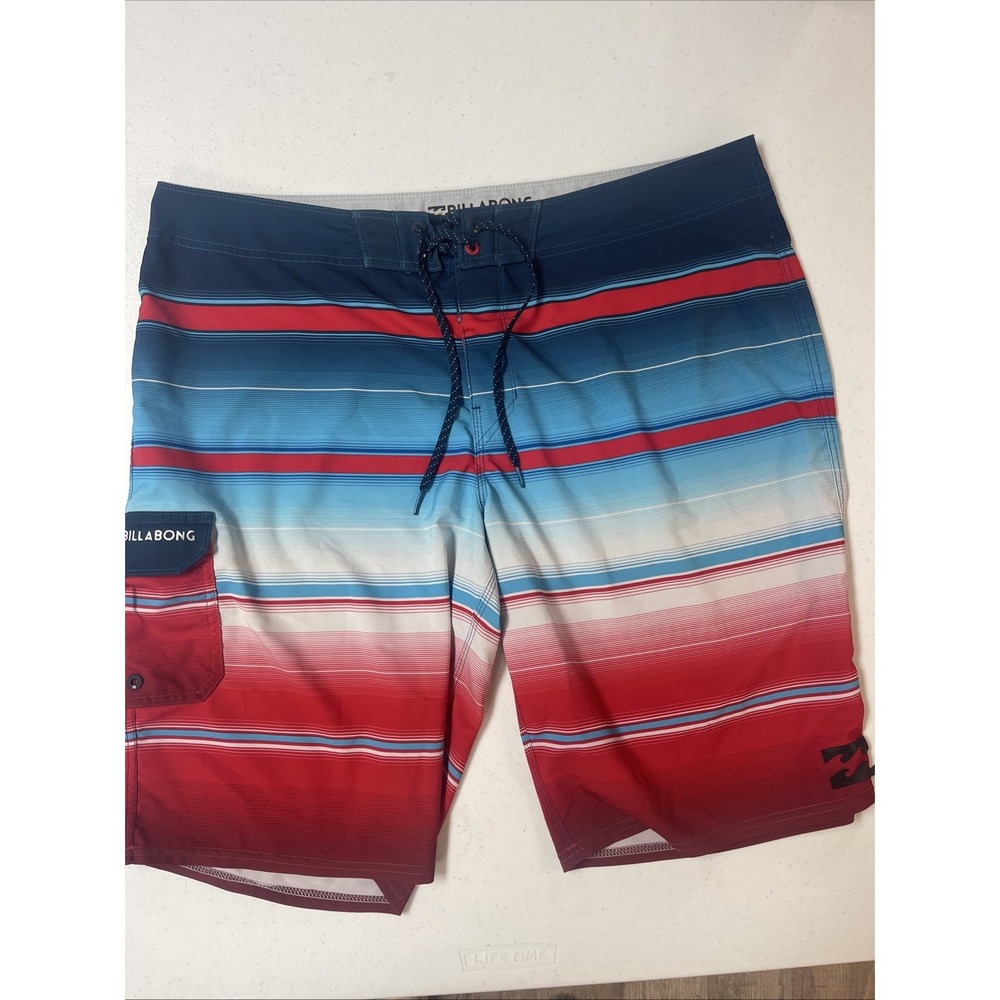 BILLABONG all day PLATINUM X BOARDSHORT SHORTS Men's 38 Red/White/Blue
